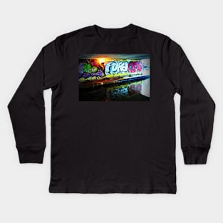 Graffiti Street Art Regent's Canal Camden London Kids Long Sleeve T-Shirt